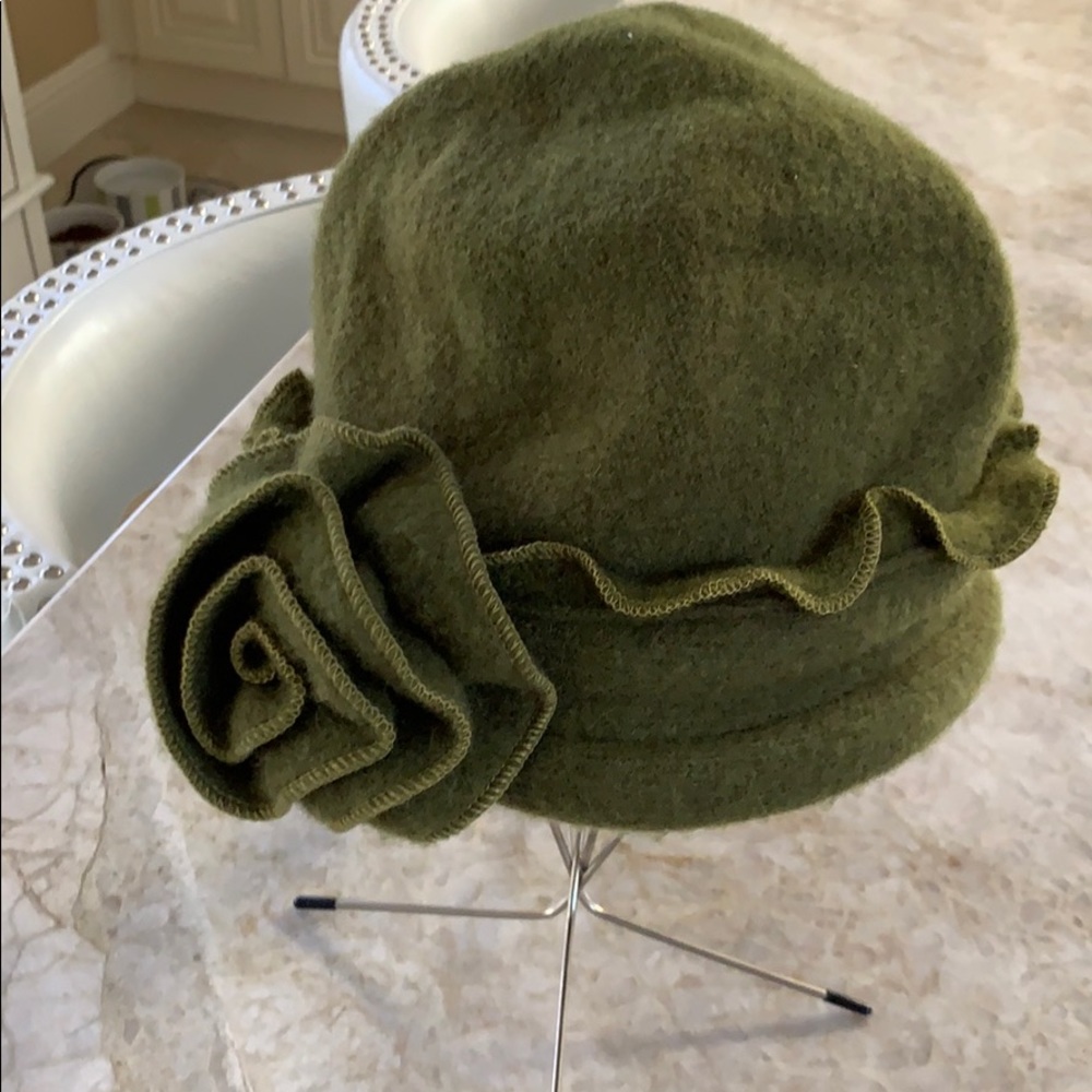 Hat 100% wool